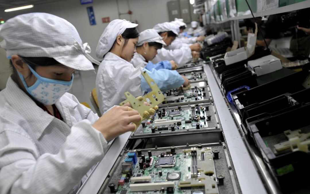 Apple’s Bold India Bet: Shifting All US iPhone Assembly by 2026 to Beat China Tariffs